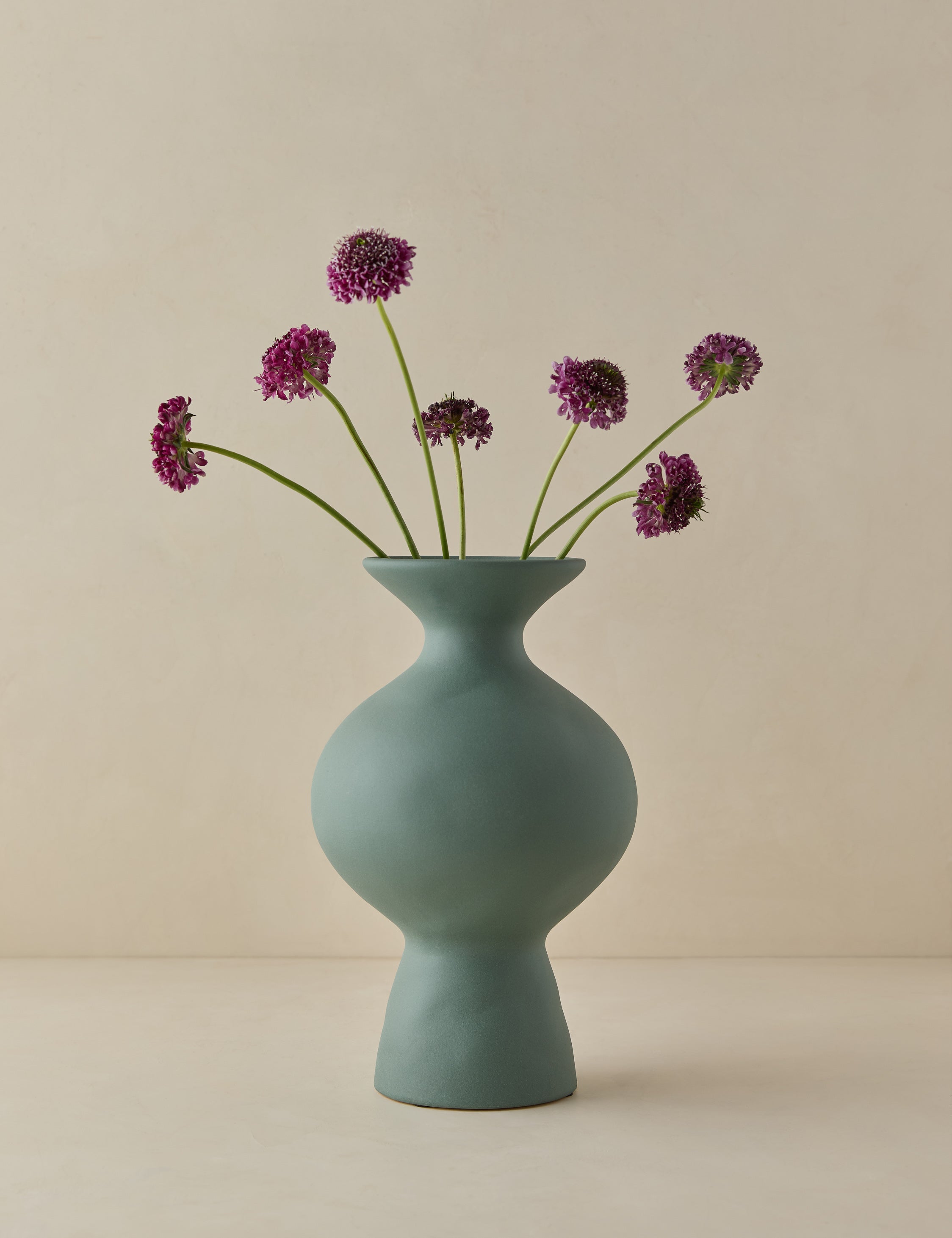 Calista Vase
