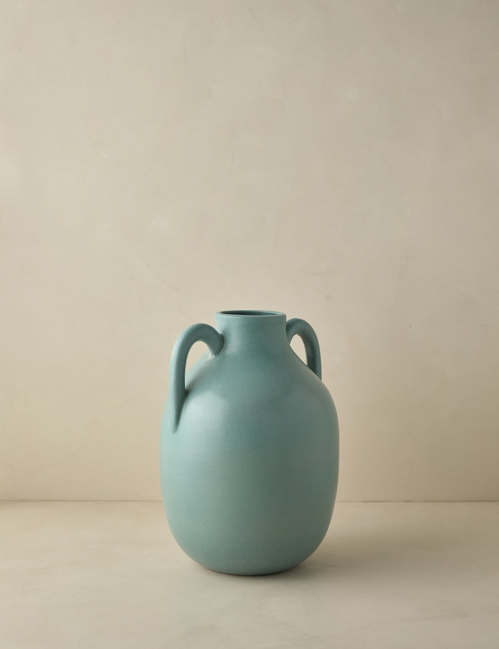 Niara Vase